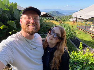 Liam og hans kone Maisie på Kaura i Manggis på Bali