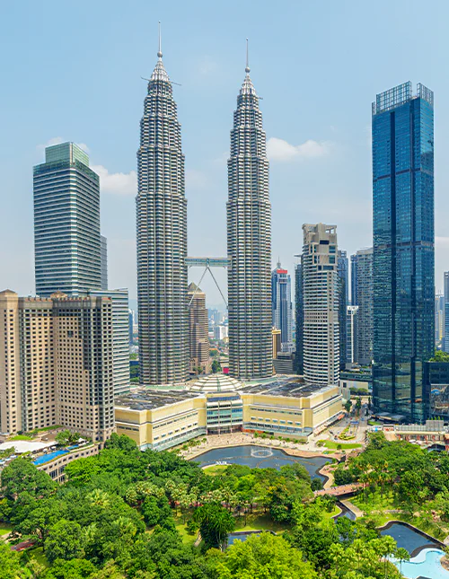 Utsikt over KLCC-parken og Kuala Lumpurs skyline, Malaysia.