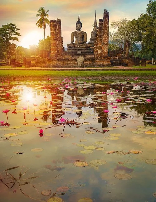 Solnedgang ved Buddha og lotusdammen