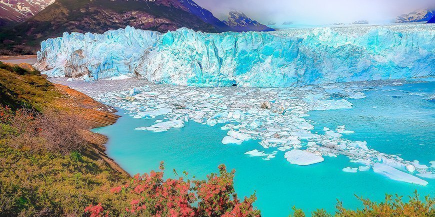 Perito Moreno-breen i et vårlig landskap.