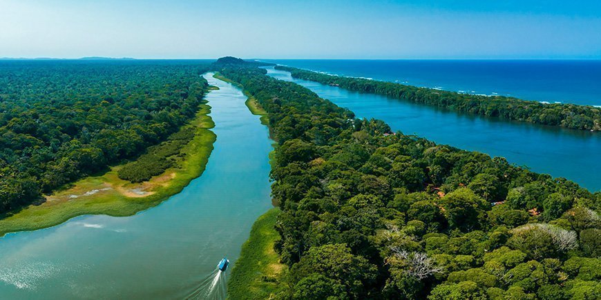 Tortuguero nasjonalpark sett ovenfra
