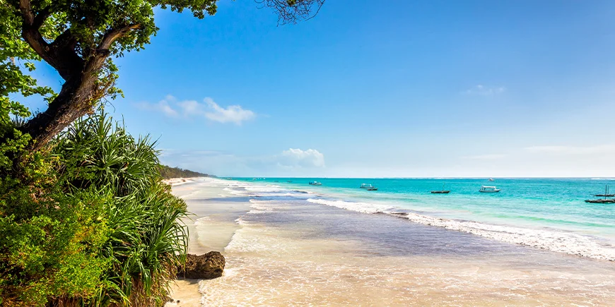 Den vakre Diani-stranden, sør for Mombasa