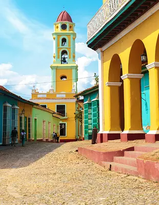 Ikonisk, vakkert tårn i Trinidad, Cuba